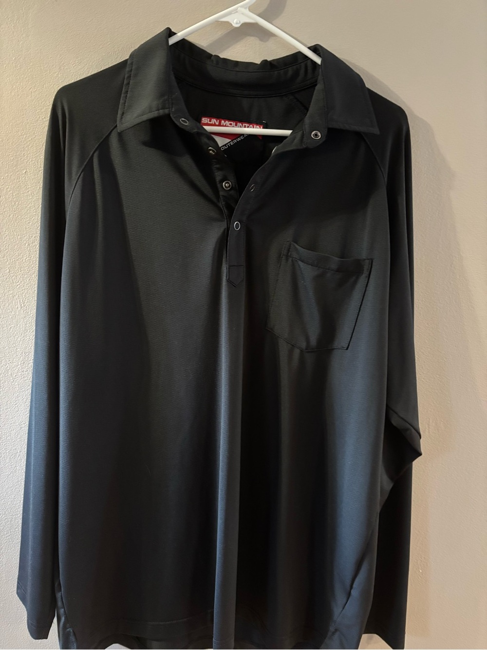 Sun Mountain Men's Black Long-Sleeve Polo with Chest Pocket